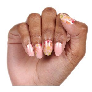 B3G2 Color Street Nail Strips-Main Squeeze